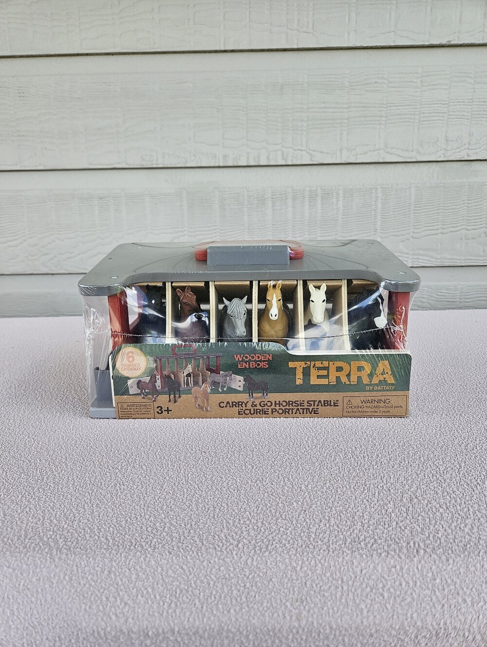Terra Carry & Go Horse Stable Playset Wooden 6 Horses Imaginative Play Creative